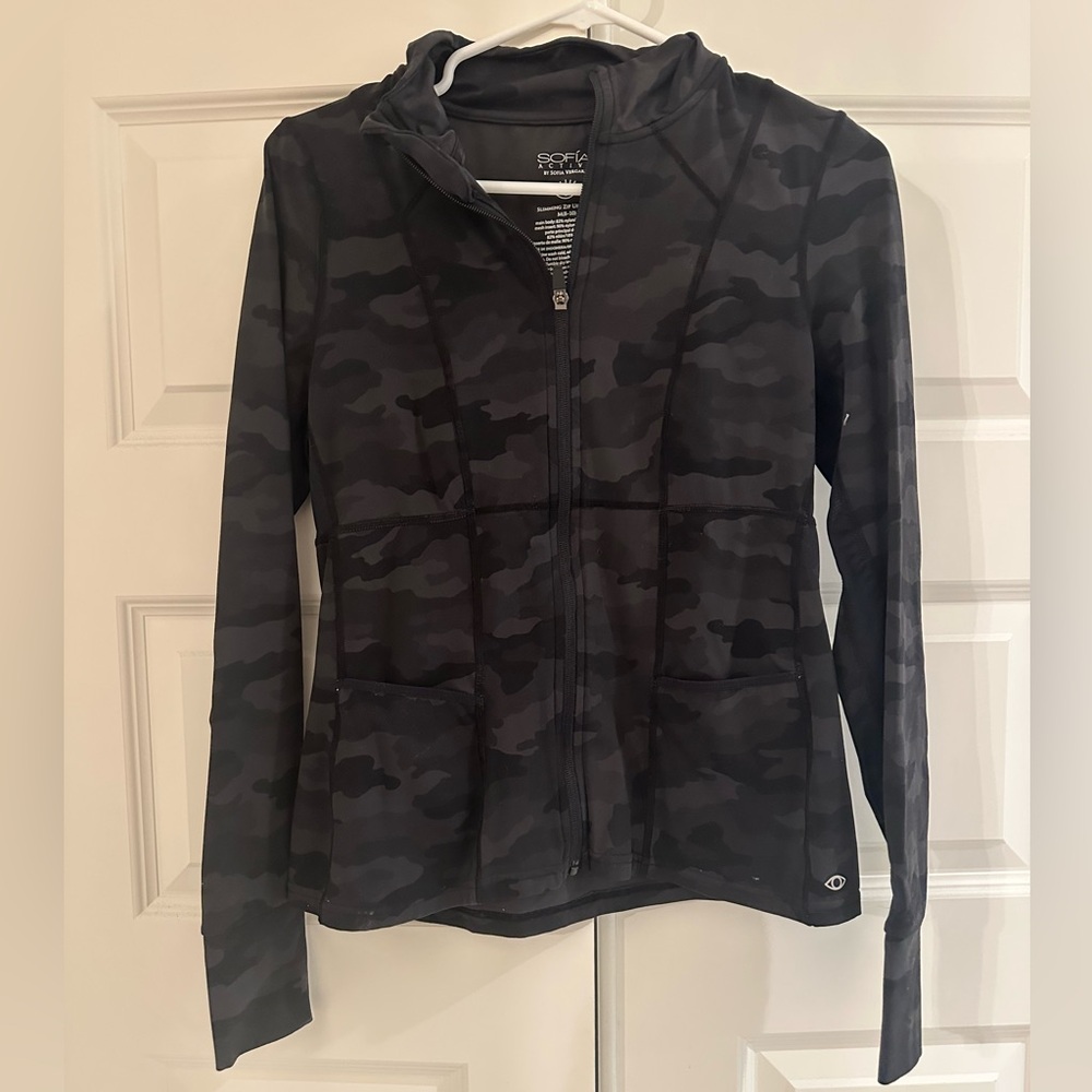 Sofia Vergara Workout Jacket